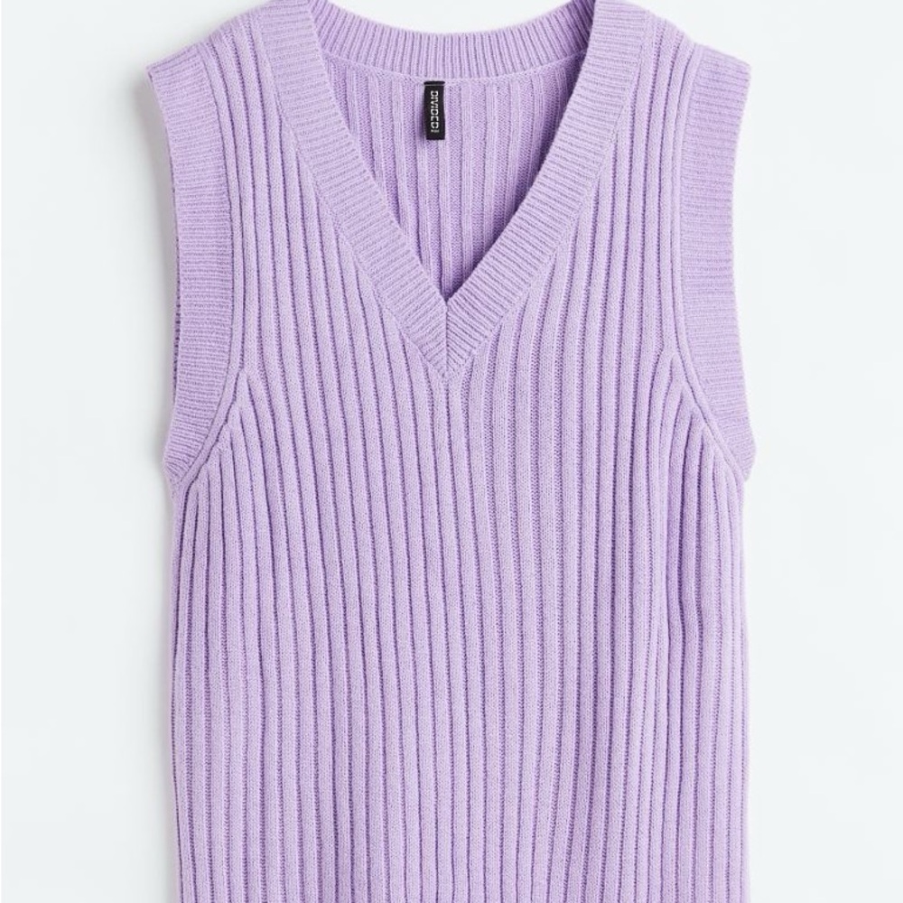 H&M Divided Oversized Rib Knit V Neck Sweater Vest